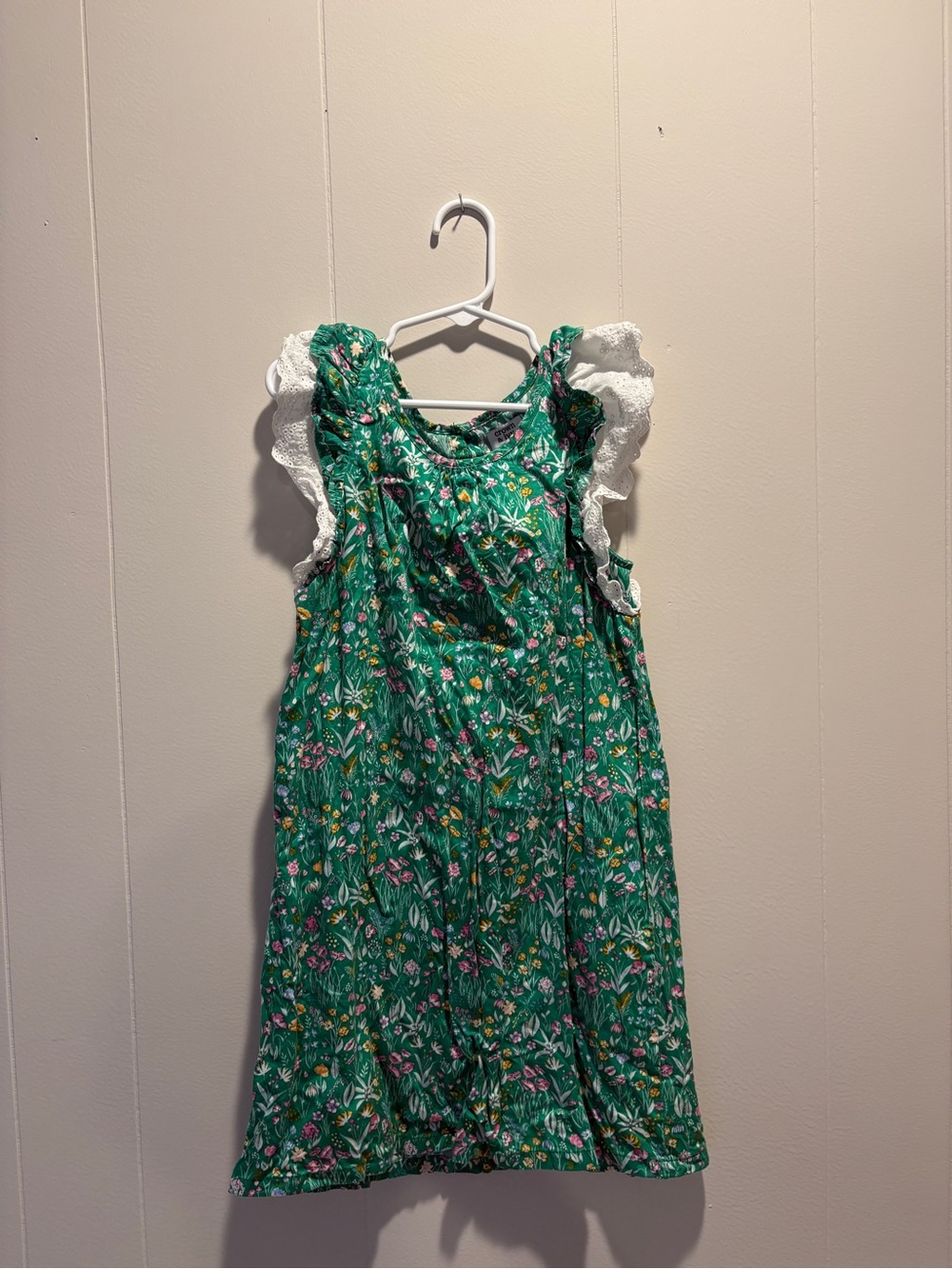 Crown & Ivy Girls' Green Floral Dress with White Lace Ruffle